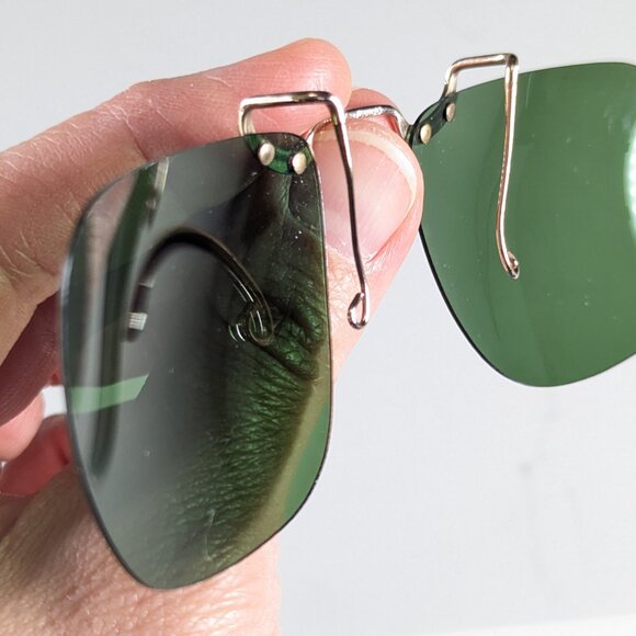 Green Cool-Ray Polaroid slide-on sunglasses, gold and green clip on sunglasses - Picture 6 of 12